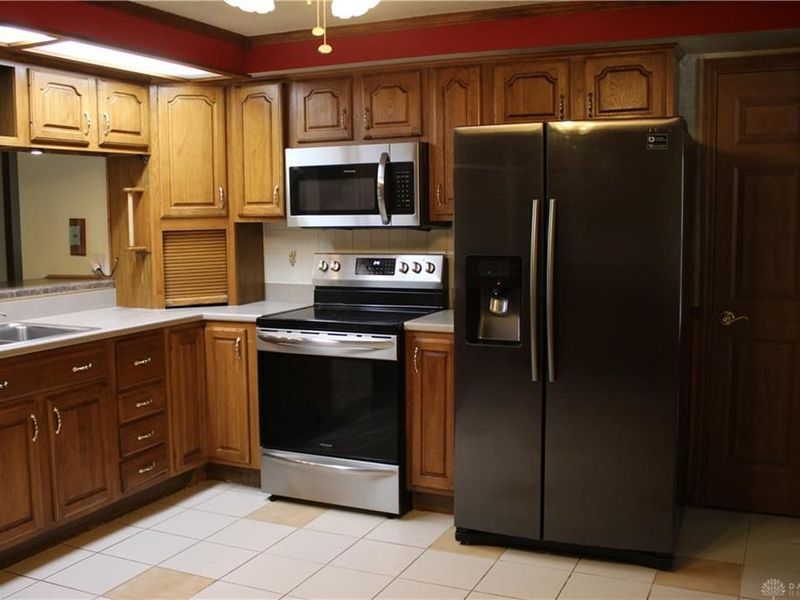 4966 Longford Road, Huber Heights, OH 45424 Photo 22