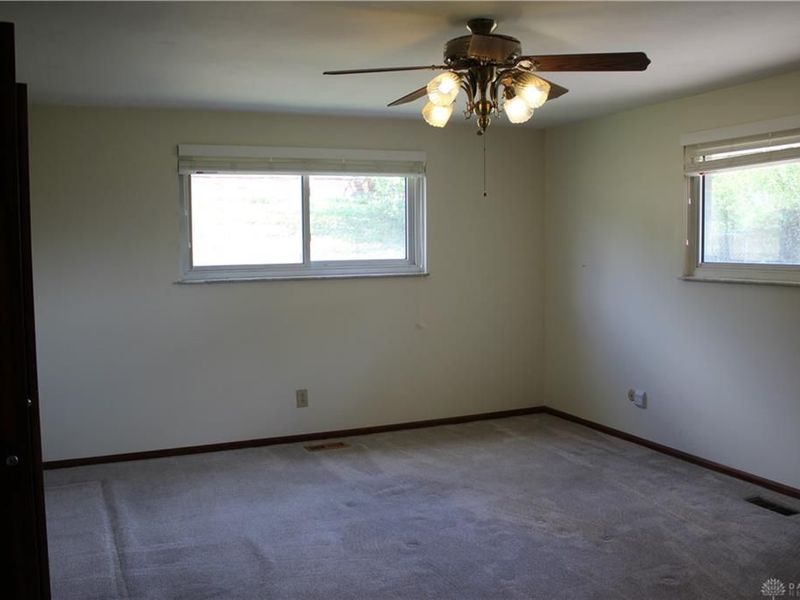 4966 Longford Road, Huber Heights, OH 45424 Photo 48