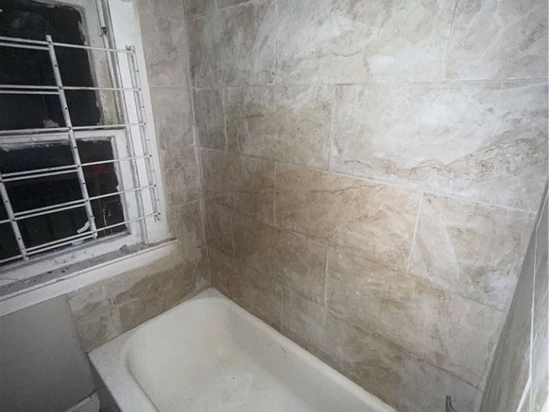 806 E 100th Street, Cleveland, OH 44108 Photo 10