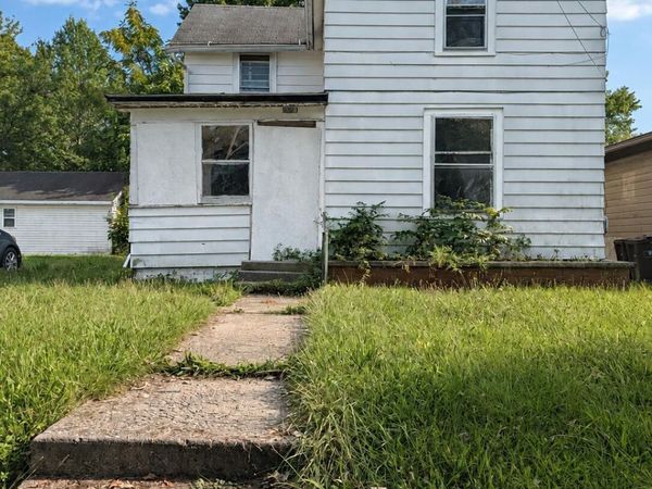 1323 W Elm Street, Lima, OH 45805