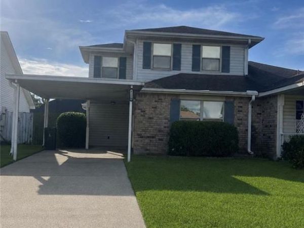 5210 CROSS CREEK Drive, Marrero, LA 70072