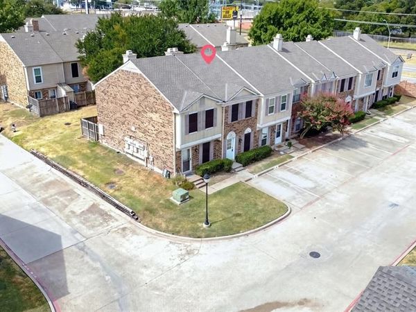 621 Carriagehouse Lane , Unit 8F, Garland, TX 75040