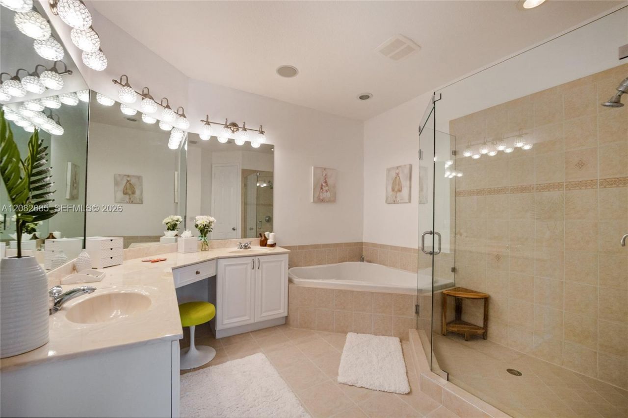 2656 NE 30th Pl, Fort Lauderdale, FL 33306 Photo