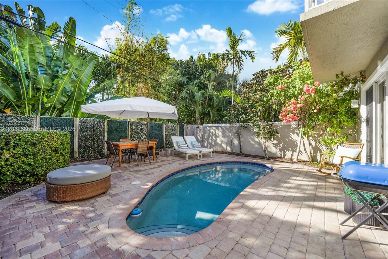 2656 NE 30th Pl, Fort Lauderdale, FL 33306 Photo