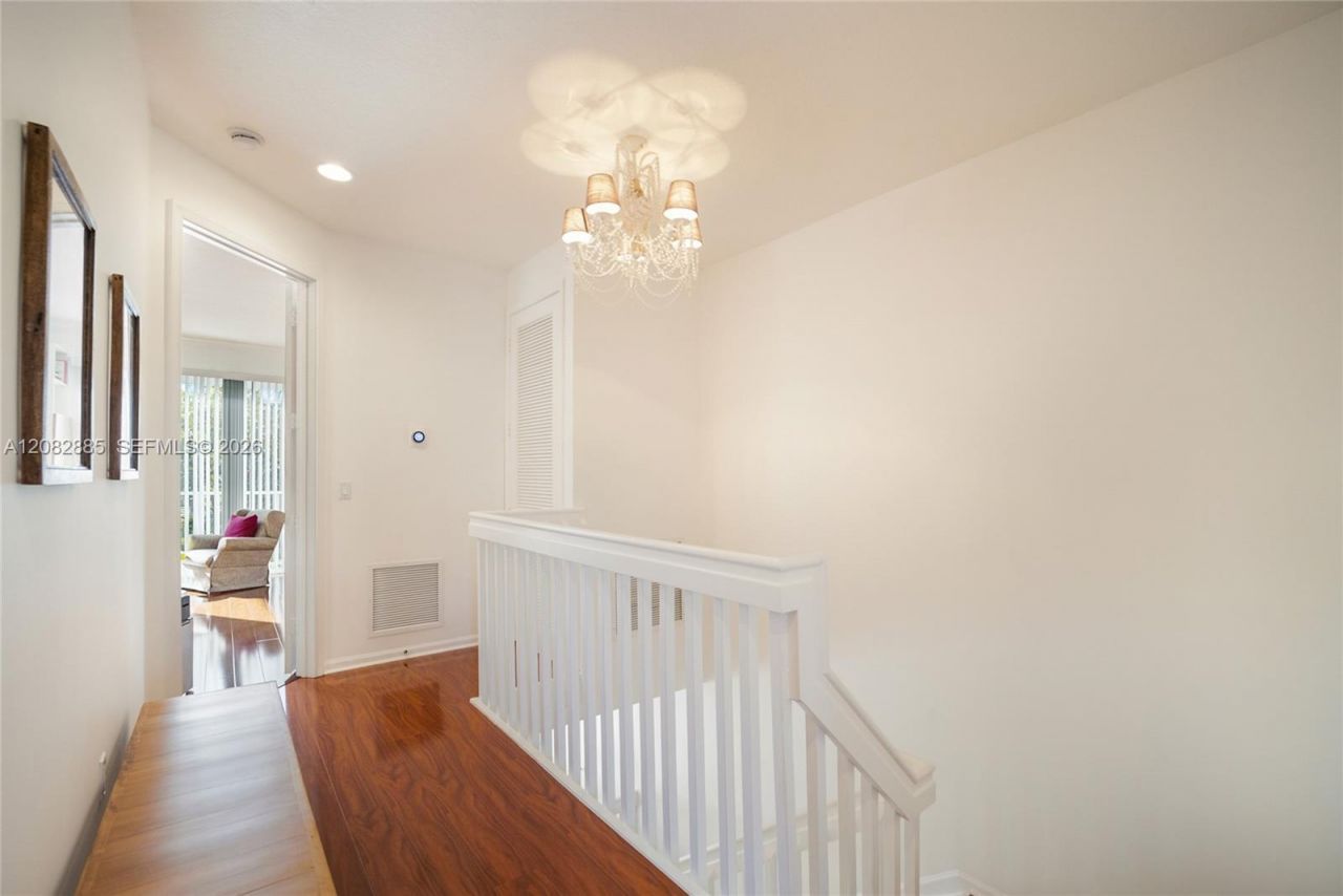 2656 NE 30th Pl, Fort Lauderdale, FL 33306 Photo