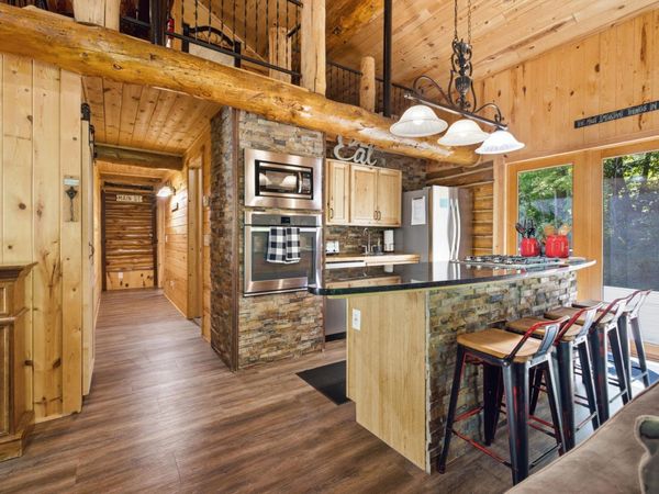 17377 Paradise Shores Road, Brainerd, MN 56401