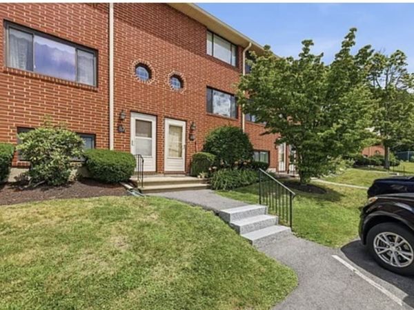 87 Sterling Lane, Unit 87, Haverhill, MA 01835