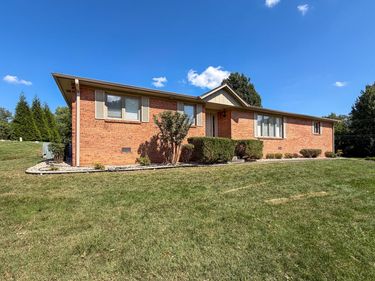 110 Highland Church Road, Paducah, KY 42001