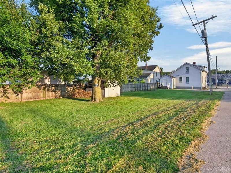 402 E Court Street, Sidney, OH 45365 Photo 25