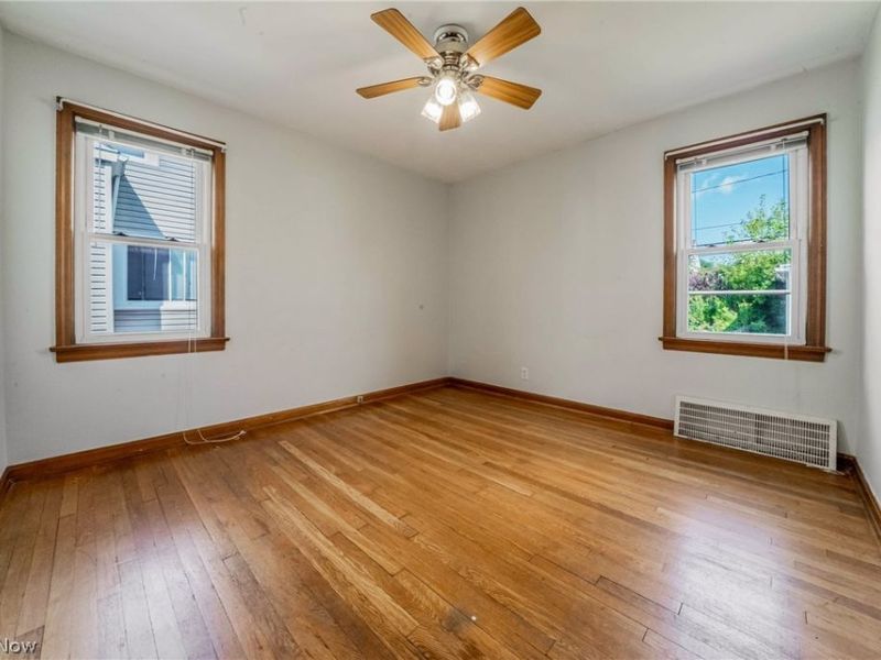 9107 S Highland Avenue, Garfield Heights, OH 44125 Photo 12