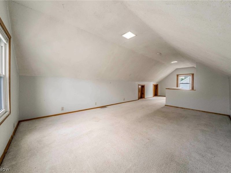 9107 S Highland Avenue, Garfield Heights, OH 44125 Photo 15