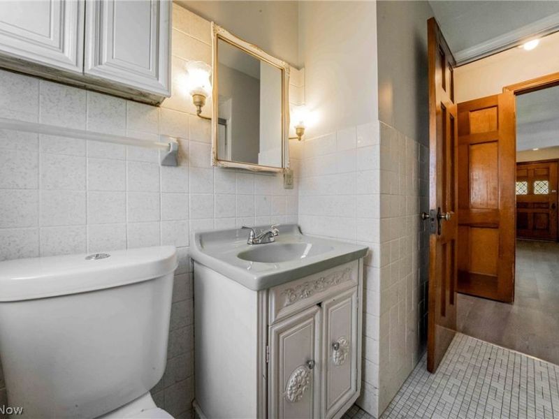 9107 S Highland Avenue, Garfield Heights, OH 44125 Photo 19