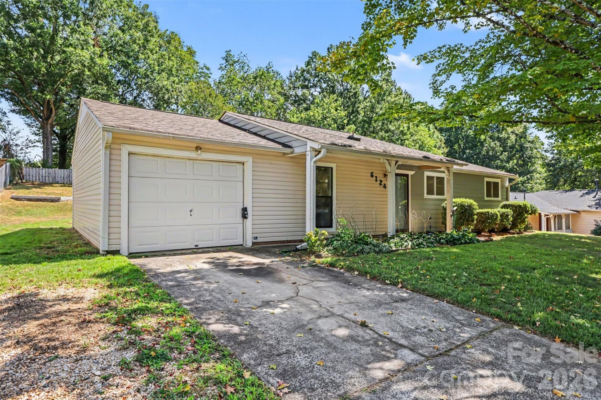 6124 Dwightware Boulevard, Charlotte, NC 28227 Main Photo