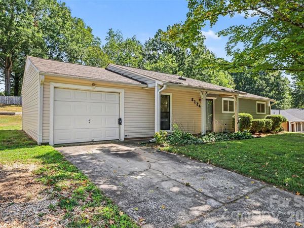 6124 Dwightware Boulevard, Charlotte, NC 28227