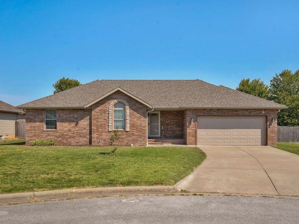 1214 S Sicily Court , Republic, MO 65738