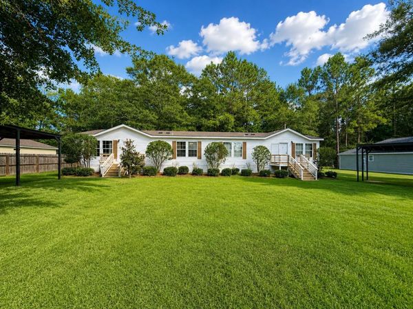 702 Camp Dantzler, Hattiesburg, MS 39401