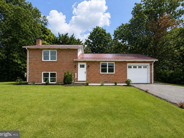 2242 HYNDMAN ROAD , HYNDMAN, PA 15545