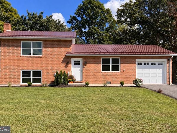 2242 HYNDMAN ROAD, HYNDMAN, PA 15545