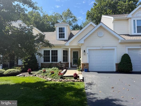 34 KINGSTON BOULEVARD , HAMILTON TWP, NJ 08690
