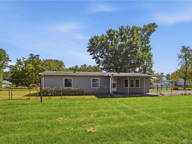 4748 Walker Street, Springfield, OH 45505 Photo 2