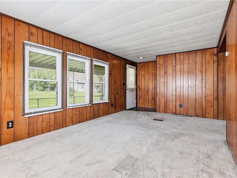 4748 Walker Street, Springfield, OH 45505 Photo 6