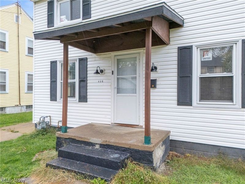 834 Devine Street, Alliance, OH 44601 Photo 4