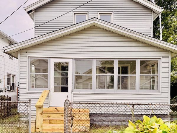 1722 Albert Street , Toledo, OH 43605