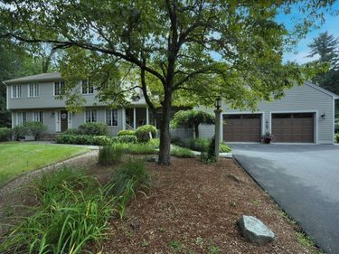 34 River Rd, East Bridgewater, MA 02333