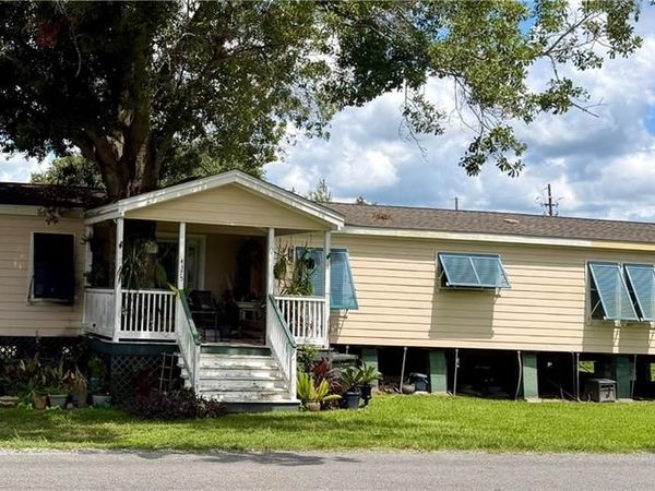 4375 COUNTRY Drive, Bourg, LA 70343