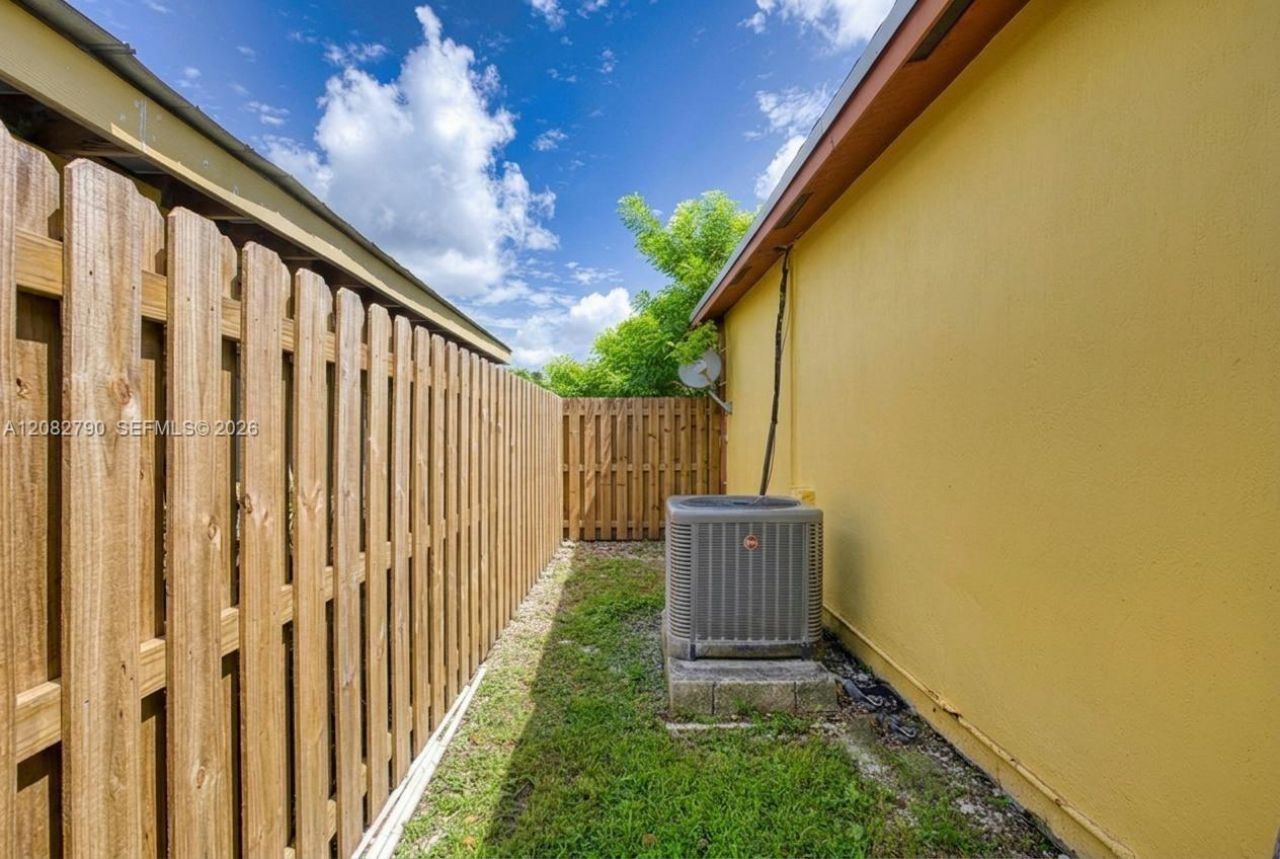 15724 SW 304th Ter , Homestead, FL 33033 Photo