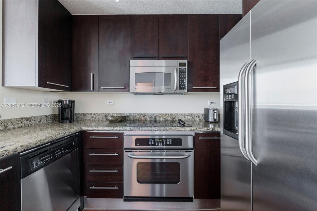 6515 Collins Ave, Unit 1405, Miami Beach, FL 33141 Photo