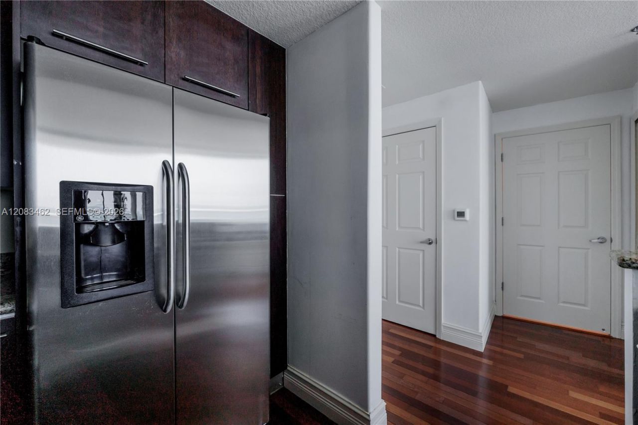 6515 Collins Ave, Unit 1405, Miami Beach, FL 33141 Photo