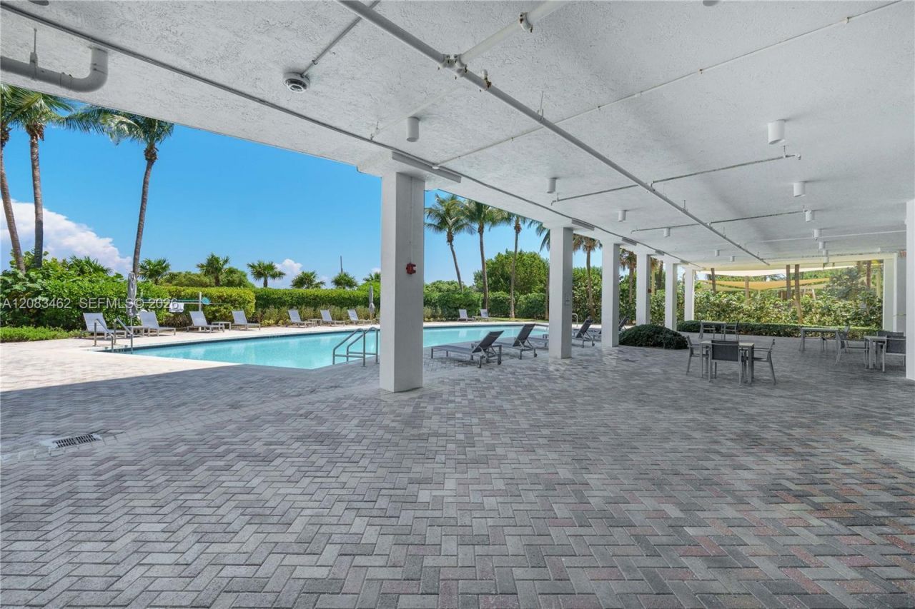 6515 Collins Ave, Unit 1405, Miami Beach, FL 33141 Photo