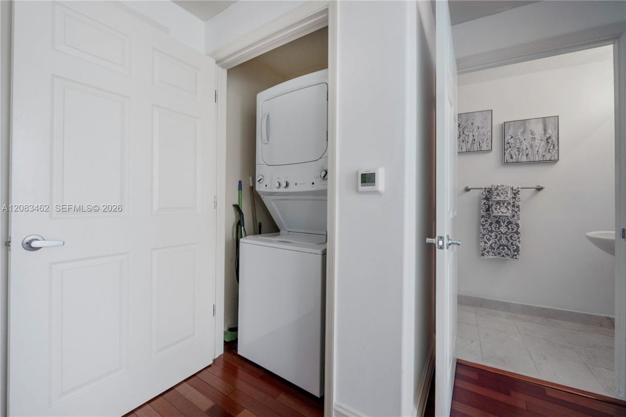 6515 Collins Ave, Unit 1405, Miami Beach, FL 33141 Photo