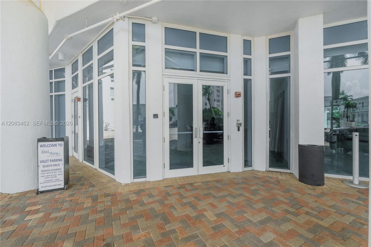 6515 Collins Ave, Unit 1405, Miami Beach, FL 33141 Photo