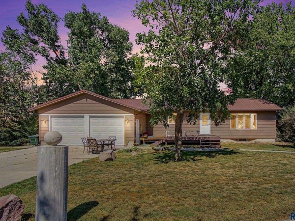 25856 459th Ave, Humboldt, SD 57035