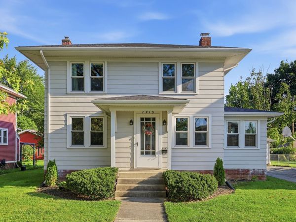 1915 LYNN Avenue, Fort Wayne, IN 46805