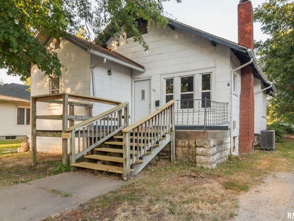 606 MADISON Street, Benton, IL 62812