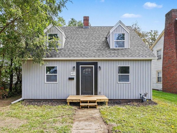 977 Ogden Avenue, Benton Harbor, MI 49022