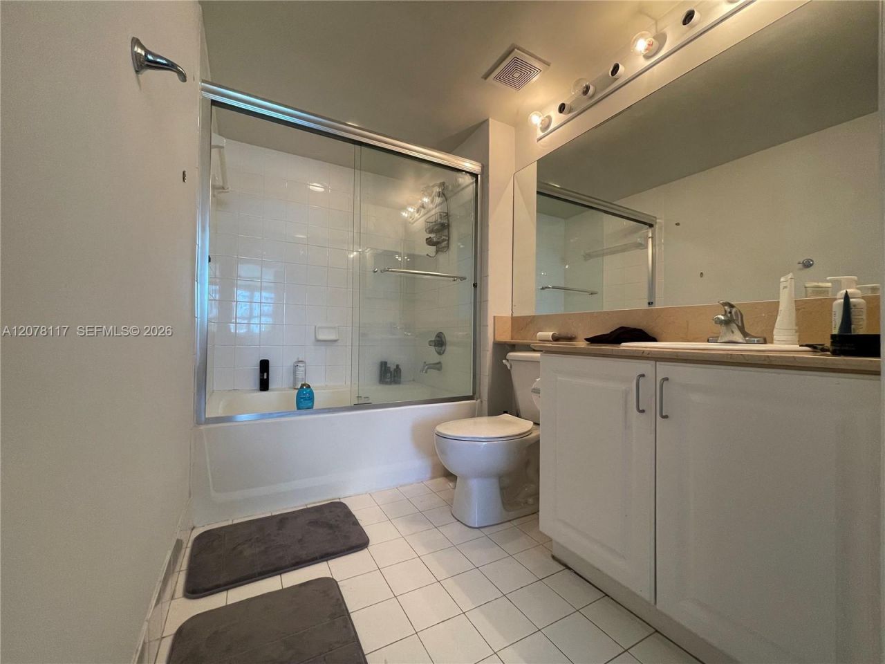 1155 Brickell Bay Dr , Unit 808, Miami, FL 33131 Photo