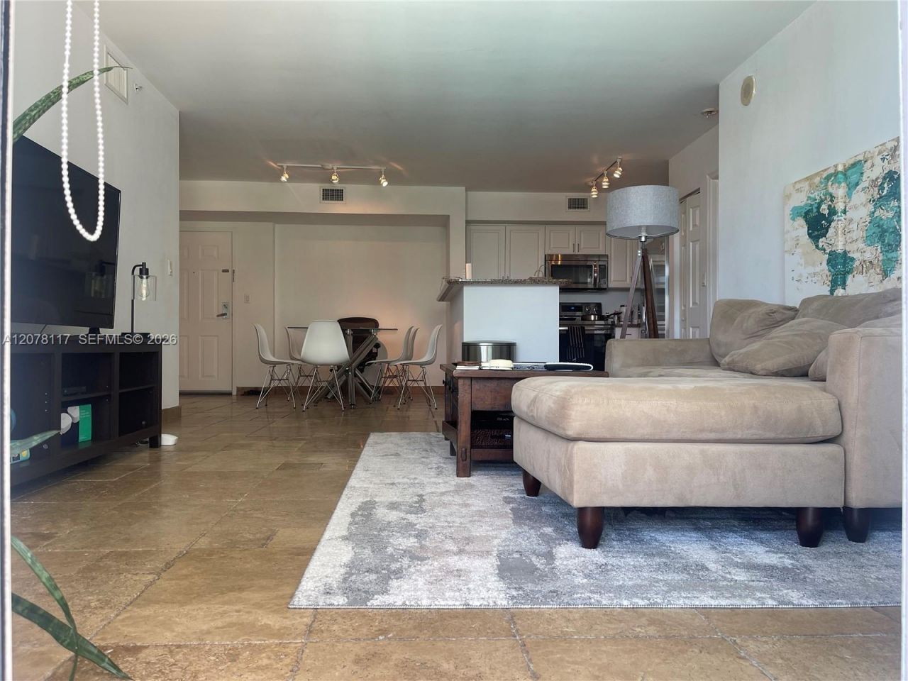 1155 Brickell Bay Dr , Unit 808, Miami, FL 33131 Photo