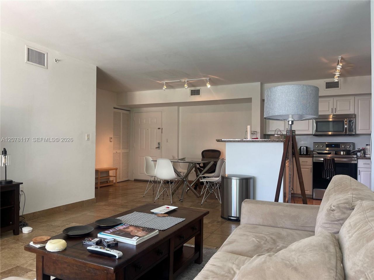 1155 Brickell Bay Dr , Unit 808, Miami, FL 33131 Photo