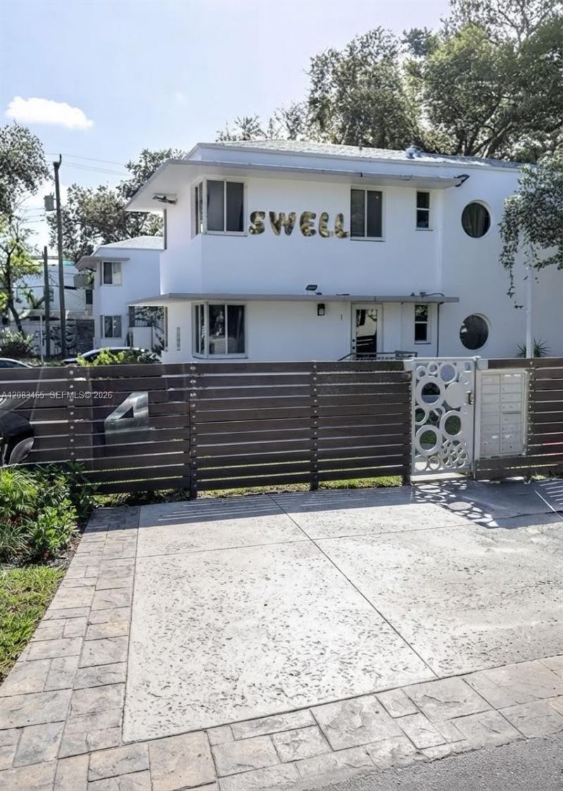648 NE 80th St, Unit 10, Miami, FL 33138 Photo