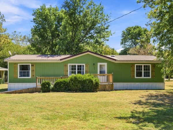 296 S Pine Street , Big Cabin, OK 74332