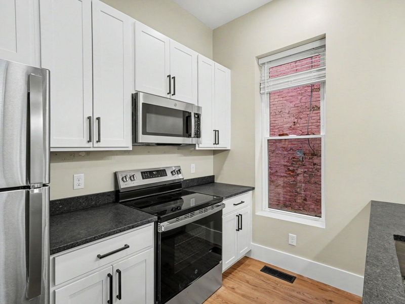 218 W 5th Street, Covington, KY 41011 Photo 6