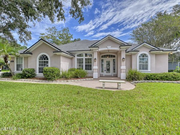 1273 QUEENS ISLAND Court, Jacksonville, FL 32225