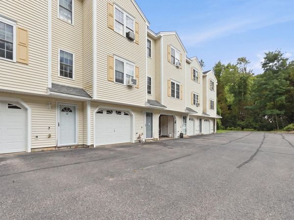 350 Riverbend St, Unit 111, Athol, MA 01331