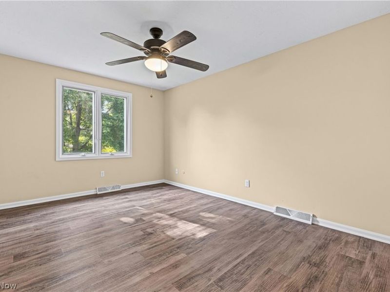7879 Cresthill Drive, Seven Hills, OH 44131 Photo 26