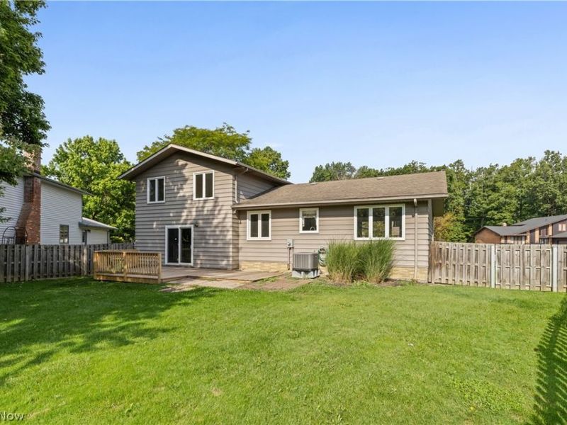 7879 Cresthill Drive, Seven Hills, OH 44131 Photo 33