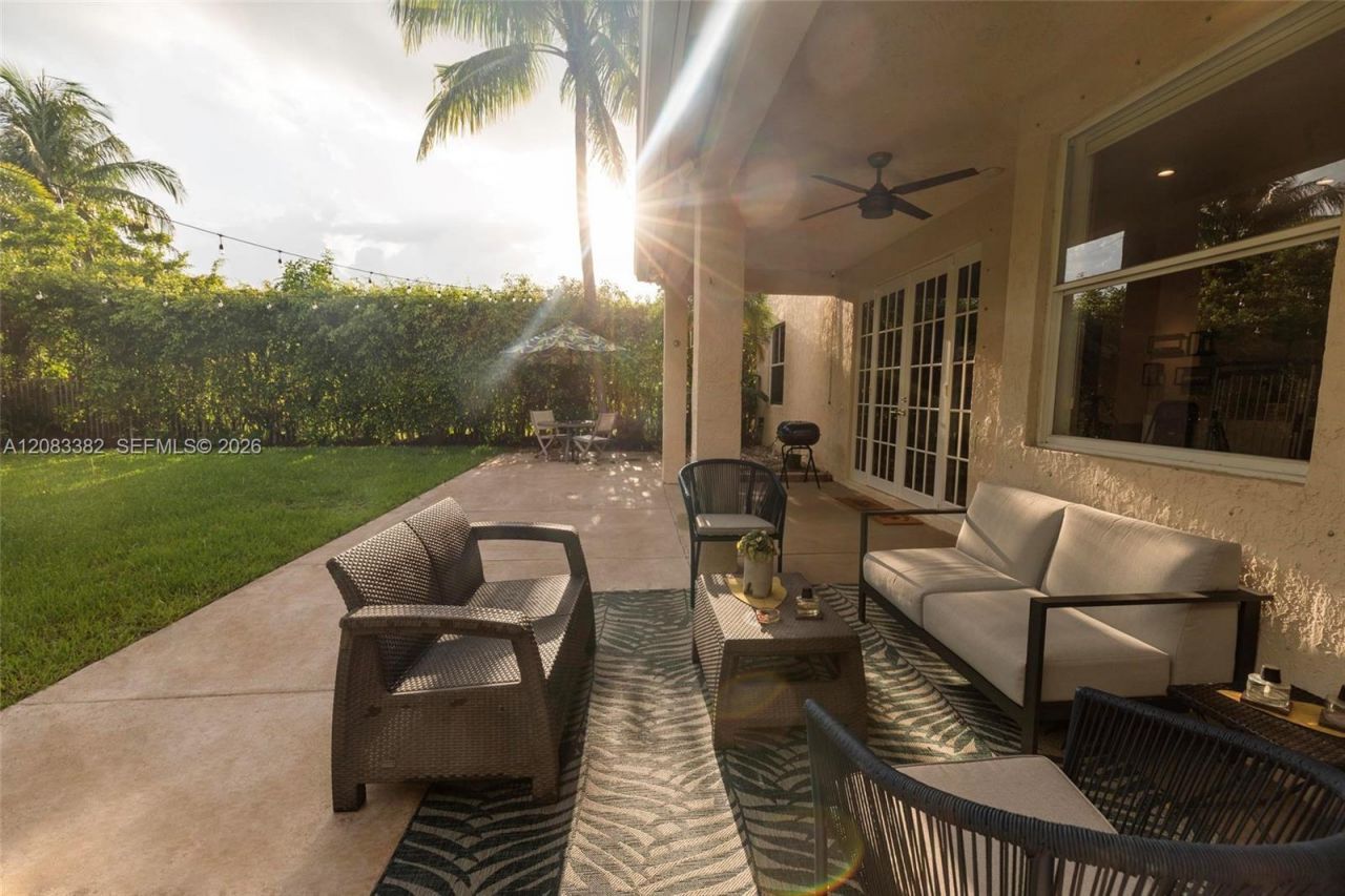 3652 Falcon Ridge Cir, Weston, FL 33331 Photo